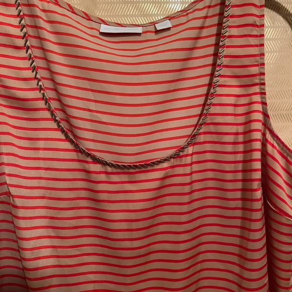 NEW YORK & CO~SLEEVELESS TANK~ M - Picture 3 of 4